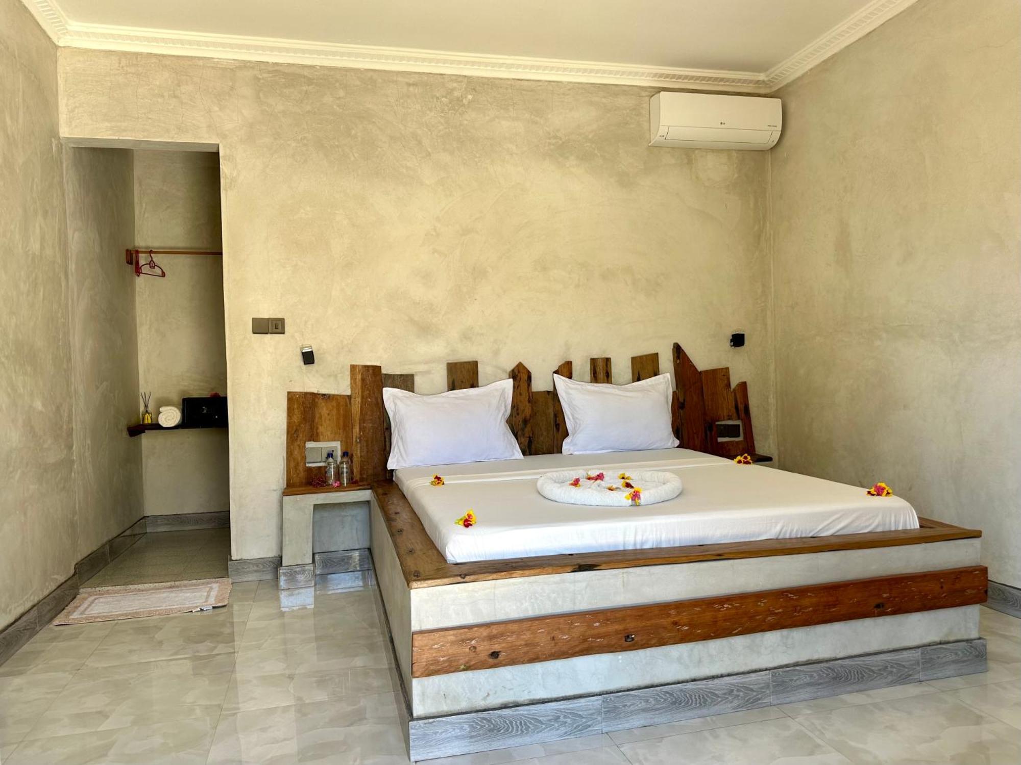Jambo Beach Hotel Paje Exterior photo